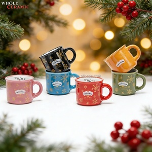 Vente en gros <span class=keywords><strong>de</strong></span> tasses à café et à thé en céramique émaillée classique personnalisées, collection <span class=keywords><strong>de</strong></span> Noël, série <span class=keywords><strong>de</strong></span> design avec logo doré et flocon <span class=keywords><strong>de</strong></span> neige - Product Image 2