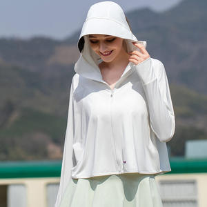 Ropa de Protección Solar para Mujer, Ligera y Holgada, con Protección UV de Hilo Original de Vinilo Negro Refrescante para Verano - Product Image 3