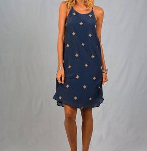 อินเดียขายส่งผ้าฝ้าย Boho มือปักชุดฤดูร้อนผู้หญิงเครื่องแต่งกายชุดสั้นสำหรับผู้หญิง - Product Image 1