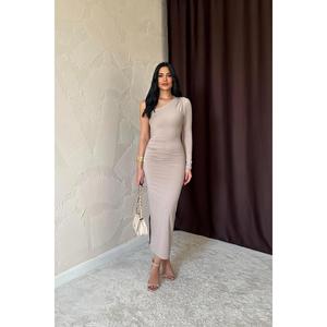 Robe de soirée beige asymétrique à une épaule, avec détails froncés et sequins, longueur ras du sol, pour demoiselles d'honneur formelles - Product Image 3