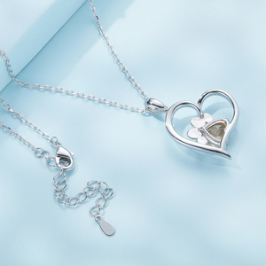 Collar con Colgante de Corazón Chapado en Rodio para Mujer, con Diseño de Huella de Zirconia Cúbica, Grabado 'Te Amo por Siempre', para Uso Diario - Product Image 3