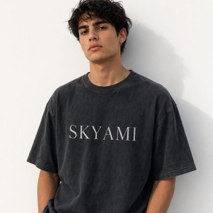 T-shirt gris anthracite vintage 100 % coton avec logo Skyami <span class=keywords><strong>Serif</strong></span> imprimé, lettres graphiques délavées, streetwear, vente en gros personnalisée Metour - Product Image 1