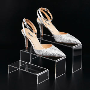 Étagères portatives de magasin de conception moderne de support d'affichage de <span class=keywords><strong>chaussure</strong></span> d'<span class=keywords><strong>angle</strong></span> acrylique clair pour des supports d'affichage de magasin de chaussures populaires dans le détail - Product Image 4
