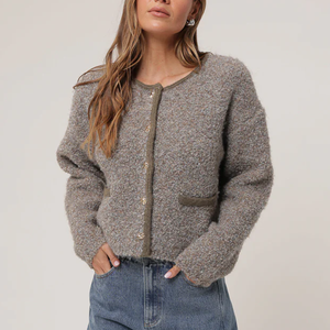 <span class=keywords><strong>Cardigan</strong></span> da <span class=keywords><strong>donna</strong></span> in maglia di Tweed <span class=keywords><strong>grigio</strong></span> con collo rotondo tascabile maglione corto con bottone frontale per un abbigliamento Casual Chic - Product Image 1