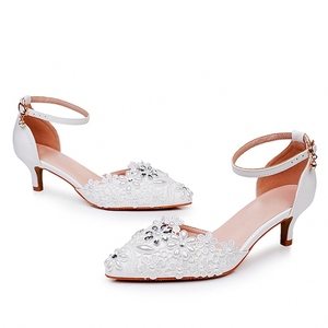 <span class=keywords><strong>Zapatos</strong></span> de tacón de verano 2024 <span class=keywords><strong>personalizados</strong></span> para mujer, <span class=keywords><strong>zapatos</strong></span> de boda con perlas de encaje blanco de 5cm para <span class=keywords><strong>novia</strong></span>, Sandalias de tacón con punta cerrada - Product Image 3