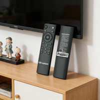 Télécommande vocale de remplacement OEM ODM d'usine à 4 boutons avec clavier en silicone pour Smart TV