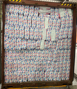 China Windeln Hersteller A Klasse Baby Windeln Windeln S/M/L/XL Wegwerf windeln Bbay Hosen