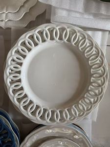 Assiettes en céramique de haute qualité au design personnalisé, vaisselle en porcelaine colorée, vente en gros à bas prix. - Product Image 4