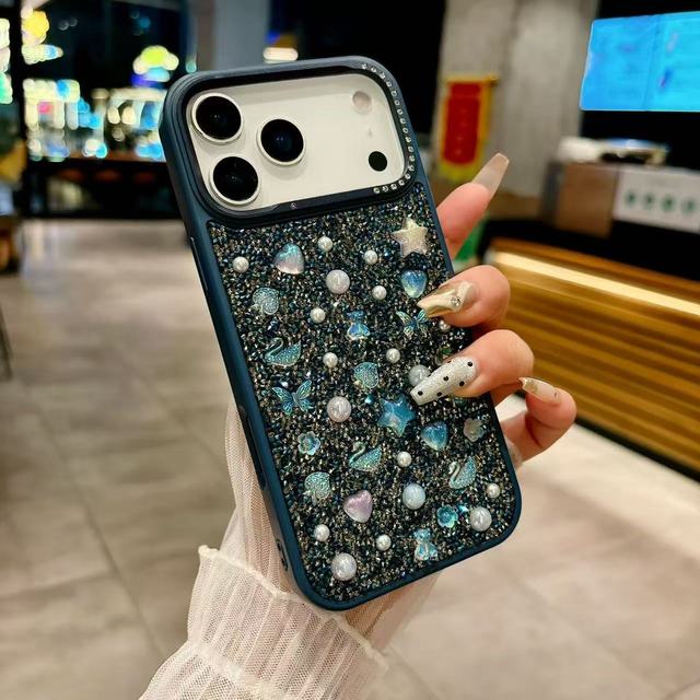 Luxury Rhinestone butterfly Pearl Phone Case, Three-dimensional Bustling Phone case