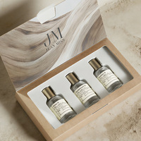 Vente en gros de parfums de haute qualité à étiquette privée, ensembles de colognes pour hommes, parfums longue durée, et ensembles de parfums populaires pour femmes.