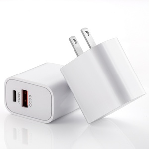Adaptador PD <span class=keywords><strong>de</strong></span> 20 W Tipo-C <span class=keywords><strong>de</strong></span> Venta Caliente, <span class=keywords><strong>Cargador</strong></span> Superrápido Compatible con Estándares <span class=keywords><strong>de</strong></span> la UE y EE. UU., Protección OTP/OVP Tipo-C + USB-A - Product Image 1