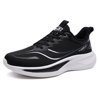 Sepatu Jaring Pria Baru Musim Panas, Bernapas, Anti Bau, dan Ringan, Sepatu Lari Kasual Pria, Sol Lembut, Sneakers Rajut Terbang