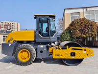 Compacteur vibrant à tambour unique haute efficacité de 8 tonnes XS85J pour la construction routière en stock