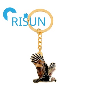 Porte-clés en émail personnalisé avec motifs d'oiseaux : Raptor, Condor Andin, Vultur barbu, Aigle, Dinde, et motifs de bijoux estampés - Product Image 2