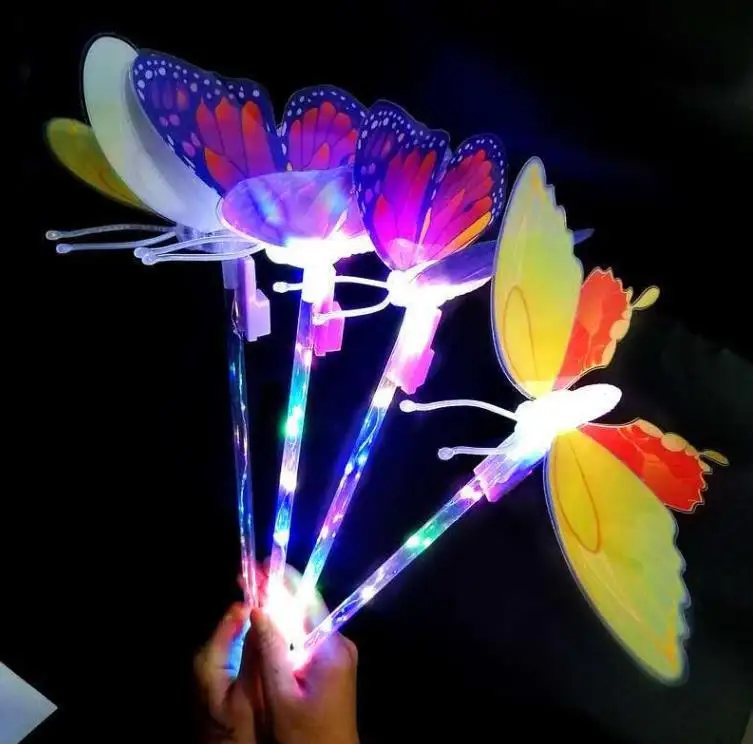 Çocuk parlayan kelebek uçan sopa LED sihirli yıldız peri değnek Light Up Glow Sticks çocuklar oyuncak toptan