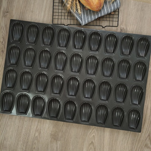 Moule à madeleines en aluminium personnalisé en forme de coquille – Offre spéciale - Product Image 1