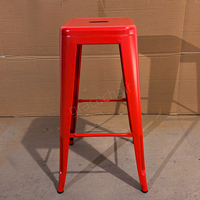 Tabouret de bar en métal rouge vintage industriel empilable, tabouret de comptoir haut pour café, bar, restaurant