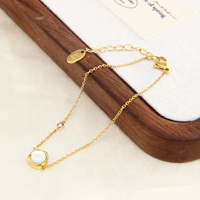 Vente en gros de bijoux fantaisie en acier inoxydable plaqué or 14 carats avec zircon, pour femmes, hypoallergéniques, personnalisables, en forme de coquille