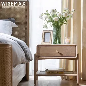 أثاث WISEMAX على الطراز الياباني أثاث غرفة نوم حديث خشب متين بسيط من الراتان سرير ليلي للفندق