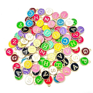Breloques Lettres Alphabet pour Fabrication <span class=keywords><strong>de</strong></span> Bijoux, Pendentifs Initiales A-Z, Ronds Plats, Hexagonaux, pour Colliers, Bracelets, Boucles d'Oreilles, Création <span class=keywords><strong>de</strong></span> Bijoux DIY - Product Image 1