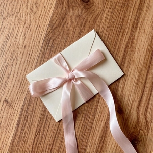 Enveloppe en papier avec ruban personnalisée avec logo, enveloppes en papier A4 A5 A6 blanches S M L - Product Image 1