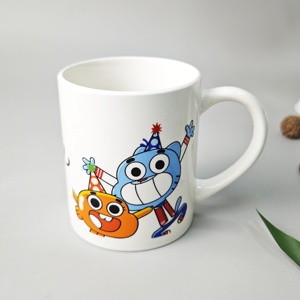 Ensemble de vaisselle en céramique 12 pièces, design carton blanc et rouge, assiettes, tasses et bols, vente chaude - Product Image 3