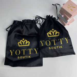 Bolsa de satén con cordón y logotipo personalizado, bolsa de satén negro con estampado en lámina dorada para empaque de pelucas, ropa y joyería. - Product Image 5