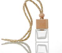 Bouteille en verre de diffuseur de parfum de voiture de bouteille suspendue vide carrée de 8ml