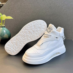 Nuovo arrivo <span class=keywords><strong>Sneakers</strong></span> Casual alte da <span class=keywords><strong>uomo</strong></span> Trendy con cuscino d'aria scarpe da basket con <span class=keywords><strong>tacco</strong></span> nascosto traspirante in Mesh bianco - Product Image 5