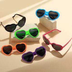 Gafas <span class=keywords><strong>de</strong></span> Sol en Forma <span class=keywords><strong>de</strong></span> Corazón para <span class=keywords><strong>Despedida</strong></span> <span class=keywords><strong>de</strong></span> <span class=keywords><strong>Soltera</strong></span>, Fiesta <span class=keywords><strong>de</strong></span> <span class=keywords><strong>Despedida</strong></span> <span class=keywords><strong>de</strong></span> <span class=keywords><strong>Soltera</strong></span>, Equipo <span class=keywords><strong>de</strong></span> la Novia, Color Naranja, Rosa, Blanco, Rojo, Verde, Azul - Product Image 2