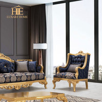 Canapé de salon moderne arabe à trois places en tissu haut de gamme avec rembourrage en éponge pour appartement et hôtel