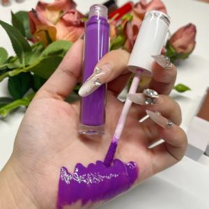 Gloss à lèvres liquide végétalien à prix avantageux, hydratant, longue tenue, haute pigmentation, brillant et pailleté, pour les cadeaux de fête, boîte cadeau, prise en charge de l'ODM - Product Image 5