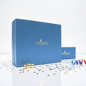 Caja de Regalo Rígida Azul de Lujo al por Mayor de Fábrica, Logotipo Personalizado en Lámina Dorada, Cierre Magnético - Product Image 1