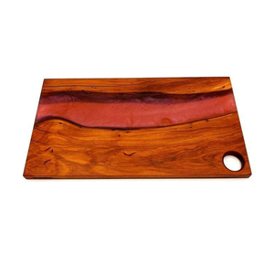 Tabla de Cortar de Madera Artesanal con Elegante Detalle de Resina, Tabla de Cortar de Madera Sólida Premium, Duradera para Uso en la Cocina - Product Image 3