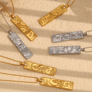 Tempusort Großhandel Modeschmuck Vintage 18K Vergoldeter Zirkon Rechteckiger 12 Sternzeichen Anhänger Edelstahl-Kette - Product Image 3