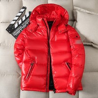 Nouvelle mode hiver 2025, style coréen, tenue de couple, veste transfrontalière, veste courte pour homme, épaisse, à capuche, rembourrée de duvet de canard