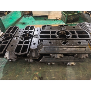 ホイールストッパー駐車縁石黄色黒ゴム製 - Product Image 5