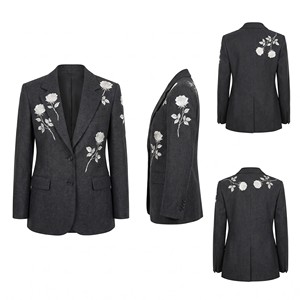 Completo da Donna Grigio Antracite Elegante con Ricamo Rosa Argento, Blazer Doppiopetto e Pantaloni, Abbigliamento Formale da Ufficio e Lavoro - Product Image 2