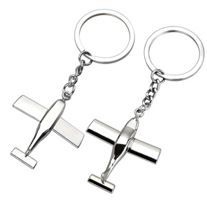 Llavero con colgante de avión, accesorio reative 3D, modelo de avión - Product Image 1