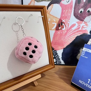 Màu Sắc Mờ Xúc Xắc Màu Xanh Màu Hồng Màu Trắng Xúc Xắc Sang Trọng Keychain Túi Quyến Rũ Trang Trí Nhỏ Moq Tùy Chỉnh Xúc Xắc Cho Xe - Product Image 5