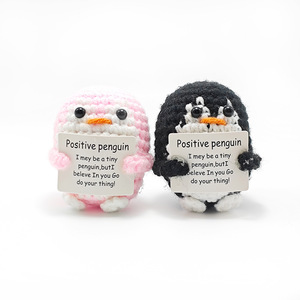 Los Adolescentes Hacen Muñecas de Ganchillo con Tarjetas Usando Energía Positiva, Pepinos, Papas, Frutas, Verduras y <span class=keywords><strong>Lana</strong></span> Hecha a Mano - Product Image 4