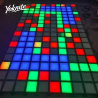 Dalles de sol interactives en acier inoxydable avec LED 30x30cm, projecteur de jeu à capteur de mouvement avec logiciel de conception lumineuse pour salle de jeux