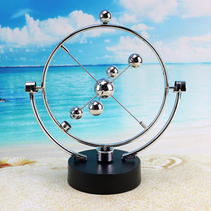 ZD375 vente en gros de jouets boule de balançoire en métal ornements décoratifs pour la maison cadeaux artisanat créatif <span class=keywords><strong>mouvement</strong></span> céleste perpétuel jouets de bureau - Product Image 1