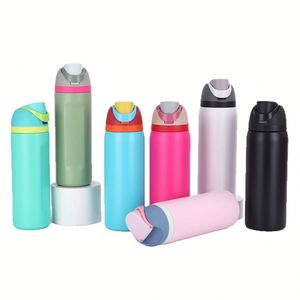 Termo Clásico de Acero Inoxidable con Aislamiento Térmico de 6-12 Horas, Libre de BPA, Opción de Logotipo Personalizado, Diseño Portátil, Incluye Pajita - Product Image 2