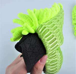 Gant de nettoyage automobile premium en chenille, un côté en tissu maillé, l'autre côté anti-rayures - Product Image 2