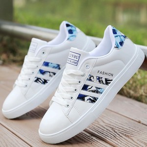 Scarpe Classiche Bianche da Donna, Sneakers Traspiranti con Suola Piatta, Scarpe da Tennis Casual, MOQ <span class=keywords><strong>1</strong></span> - Product Image 2
