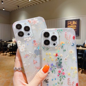 Étui pour iPhone avec imprimé floral mignon, étui de protection fin en TPU transparent avec paillettes époxy pour iPhone <span class=keywords><strong>13</strong></span> Pro Max 14 12 - Product Image 3