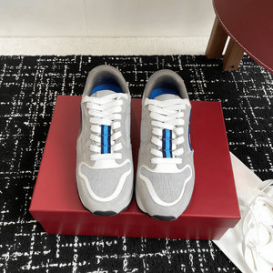 Sneakers de course rétro pour homme en matériaux mixtes gris avec accents noirs et blancs pour le streetwear quotidien - Product Image 6