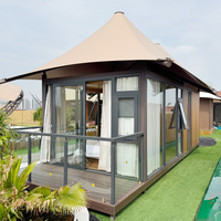 Cabane de luxe haut de gamme pour le glamping en montagne, idéale pour les chalets de villégiature