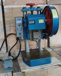 1.5T Pneumatic Press <b>Machine</b> 1500KG Power Press with Controller for Metal Sheet <b>Punching</b> and Pipe Hole <b>Punching</b> - Product Image 2